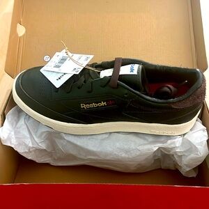 Brand New Rebook Bodega Club C 85 Green Size 9